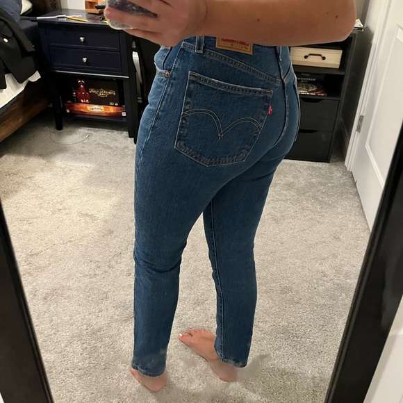 Levi’s - Picture 6 of 8